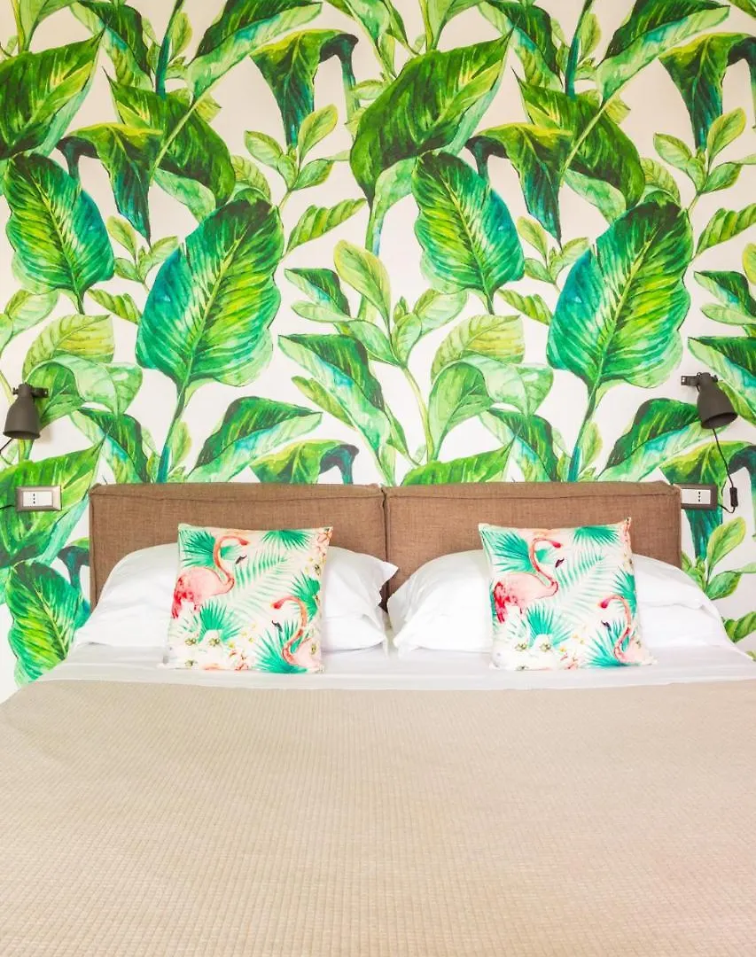 Duomo Views, Light, Jungle-Inspired Studio With Terrace Milan Italy